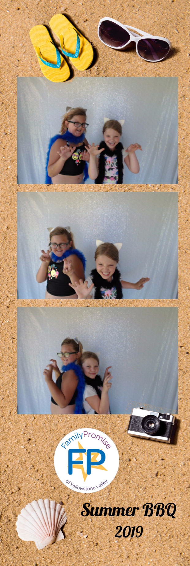 Family BBQ | View more photos from the event at gallery.photoboothbillings.com/u/PhotoBoothBillings/Family-BBQ